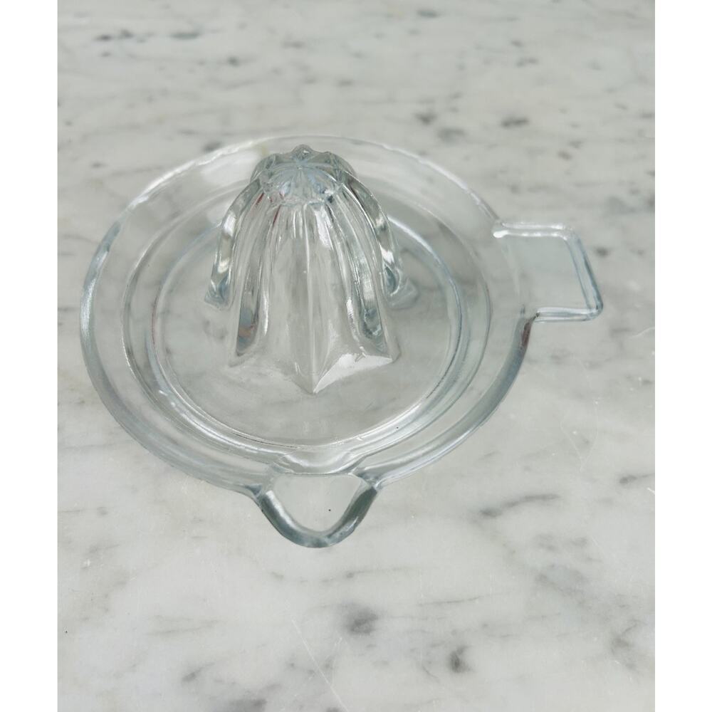 Vintage Clear Glass Juicer w/ Thumb Tab Handled Manual Small Reamer - Picture 1 of 11